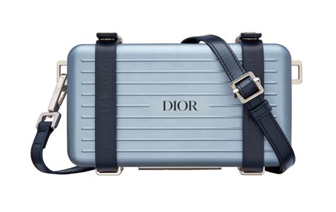 dior リモア|Dior rimowa crossbody.